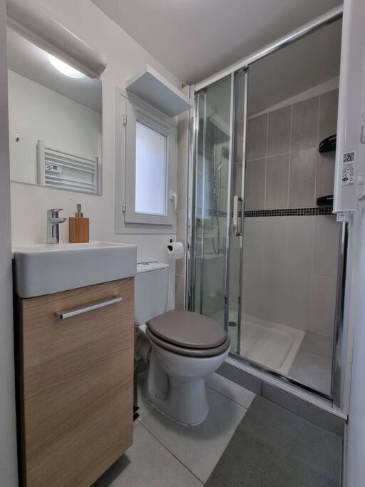 Agreable Logement / Netflix Сен-П'єрр-де-Кор Екстер'єр фото